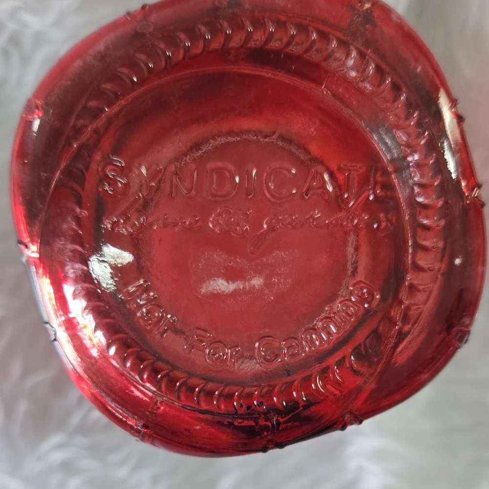 Red Textured Glass‎ Vase Accent